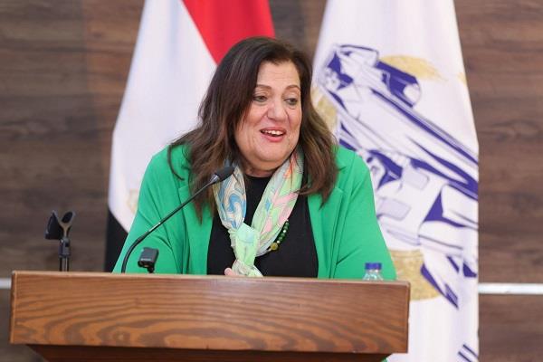 السفيرة وفاء بسيم: المرأة قادرة على مواجهة جميع التحديات و الأفكار المتطرفة  