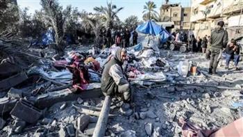 استشهاد فلسطينيين وإصابة آخرين في قصف خيمة تؤوي نازحين في خان يونس