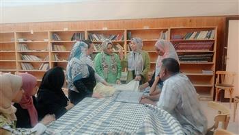 في لقاء حواري.. قصور الثقافة بسوهاج تناقش دور المرأة في الحفاظ على صناعة النسيج