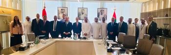 وزير الاستثمار يبحث مع رئيس مجموعة أبوظبي للطيران مجالات التعاون المستقبلية بمصر