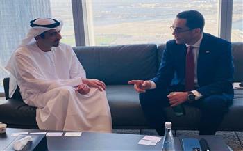 وزير الاستثمار يستعرض مع العضو المنتدب لشركة مدن العقارية تطورات مشروع رأس الحكمة  