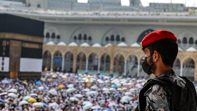 السعودية: غرامة 100 ألف ريال بحق من تقدم بطلب تأشيرة زيارة ويحاول أداء الحج دون تصريح