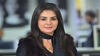دينا فؤاد عن ابنتها: بتشجعني وبنتكلم في كل شيء مع بعض