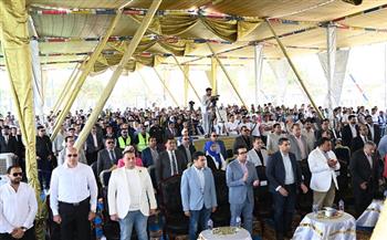 وزير الشباب ومحافظ الإسماعيلية يشهدان جلسة حوارية لتعزيز الوعي الوطني 