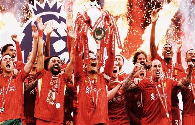 ليفربول يتسلم درع الدوري الإنجليزي في احتفالية حمراء