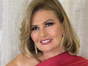 يسرا تدافع عن المرأة في "الست لما"