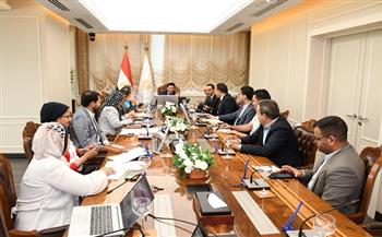 وزير الشباب والرياضة يبحث إطلاق حزمة برامج وأنشطة لتنمية النشء