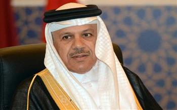 وزير الخارجية البحريني يؤكد ضرورة التوصل لحل عادل وشامل للقضية الفلسطينية ووقف فوري للنار بغزة