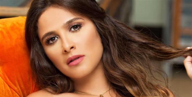 ياسمين عبدالعزيز تكشف سر تألقها..ماذا قالت؟  