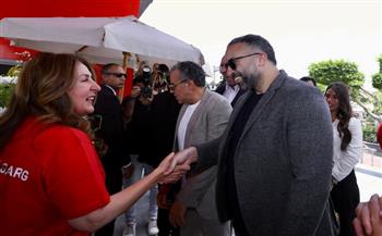جولة للسفيرة الأمريكية في القاهرة لمقر النادي الأهلي 
