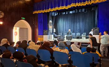 المسرح المتنقل لقصور الثقافة يطلق عروضه في عزبة اللوزي بالدقهلية 