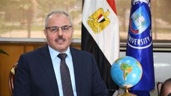 رئيس جامعة قناة السويس: انتهاء الاستعدادات لامتحانات نهاية العام