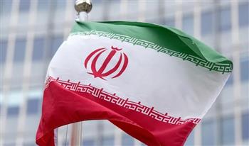 مصدرين إيرانيين: طهران ربما توافق على تعليق أعمال التخصيب مؤقتا