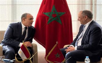 عبد العاطي يبحث مع وزير التجارة المغربي آفاق التكامل الاقتصادي بين القاهرة والرباط   