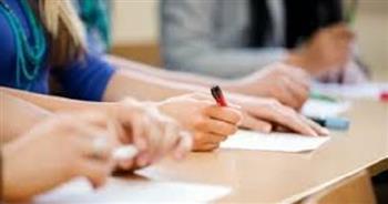 خلال الامتحانات.. أمراض جلدية ناتجة عن توتر الطلاب ونصائح للوقاية منها