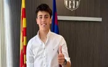 روبيرتو توماس يوقع أول عقد احترافي مع برشلونة  