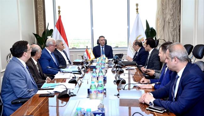 وزارة التموين تؤكد جاهزية المخزون الاستراتيجي من اللحوم مع قرب عيد الأضحى    