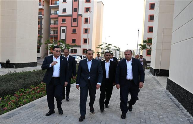 رئيس الوزراء يتفقد عددًا من المشروعات الجاري تنفيذها بحدائق العاصمة