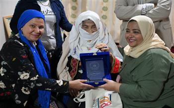 "الثقافة" تكرم المناضلة السيناوية فرحانة في الملتقى 20 للمرأة الحدودية بالعريش