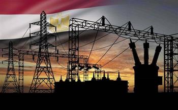 مسئولان بـ"الكهرباء" يتفقدان سير العمل بمقر شبكات وتحكم وإيرادات الحلمية بشمال القاهرة