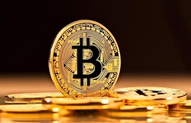 "بيتكوين" تواصل الارتفاع وسط دعم مؤسسي قوي وتدفقات قياسية