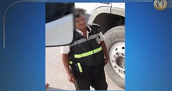 كشف حقيقة تجاوز شرطي عند استيقاف سيارة نقل بطريق سريع