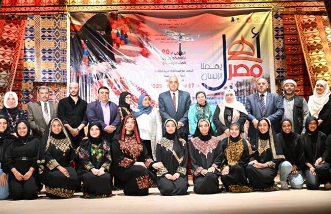 "الثقافة" تختتم ملتقى "أهل مصر" العشرين للفتاة والمرأة الحدودية بالعريش 