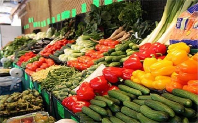 أسعار الخضروات والفاكهة اليوم السبت 31-5-2025 في سوق العبور.. الطماطم بـ 5 جنيهات