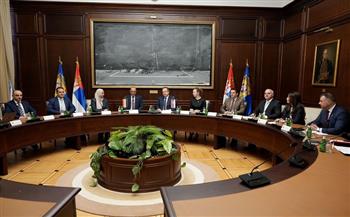 وزير العمل يلتقي وزير الداخلية الصربي وخطة للربط الإلكتروني بين البلدين لتسهيل تنقل الأيدي العاملة