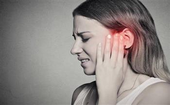4 أعراض للإصابة بانسداد الأذن 