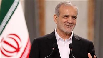 الرئيس الإيراني: لن نربط مستقبل بلدنا بالمفاوضات النووية مع الولايات المتحدة
