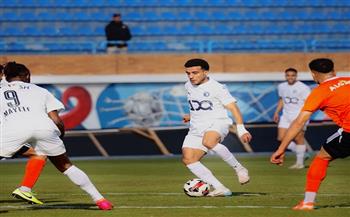 فاركو يقدم مفاجأة ثمينة للأهلي ويفوز على بيراميدز في الدوري