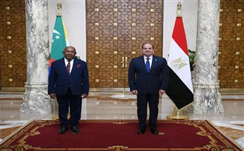 الرئيس السيسي يستقبل رئيس جمهورية القُمر المتحدة بقصر الاتحادية