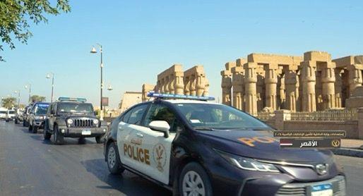 ضبط شخص طمس اللوحات المعدنية لسيارته المنتهية التراخيص