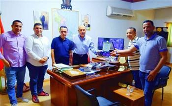 رئيس مدينة القصير يستقبل وفد كلية الآداب جامعة القاهرة في زيارة للتعريف بمعالم المدينة التراثية