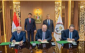 وزيرا الإنتاج الحربي والزراعة يشهدان توقيع اتفاقية للاستفادة من المنتجات المدنية والمعدات الزراعية وتسويقها