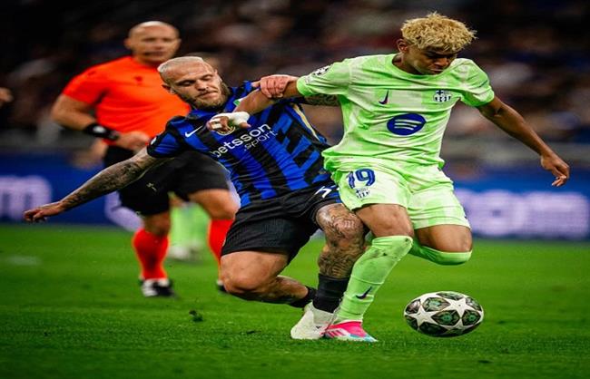 انطلاق مواجهة انتر ميلان وبرشلونة بنصف نهائى دورى ابطال اوروبا 