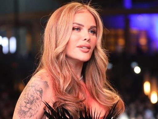 كيف غيرت الأمومة في شخصية نيكول سابا؟