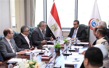 وزير الصحة يرأس اجتماع مجلس إدارة المستشفيات التعليمية لبحث ترقيات وتطوير الخدمات الصحية
