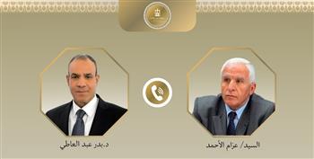 وزير الخارجية يهنئ عزام الأحمد بمنصبه الجديد ويؤكد دعم مصر للسلطة الفلسطينية 