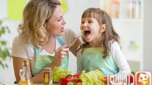 للأمهات.. 6 طرق لتشجيع طفلك على تناول الطعام بشغف