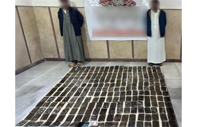 ضبط 25 كيلو حشيش مخدر بحوزة عنصرين إجراميين في مطروح