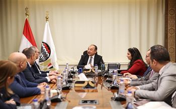 وزير قطاع الأعمال يبحث مع مجموعة شاهينلر القابضة التركية فرص التعاون والاستثمار
