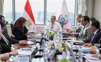 لعرضه على «النواب».. عبد الغفار يناقش مشروع موازنة قطاع الصحة للعام المالي 2026/2025