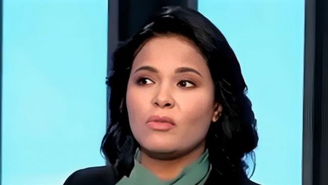 على طريقة الأفلام.. إعلامية ليبية تعثر على عائلتها المفقودة بسبب "تيك توك"