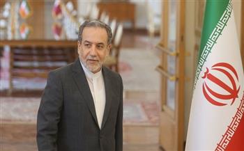 وزير الخارجية الإيراني يدعو من نيودلهي إلى ضبط النفس بين الهند وباكستان