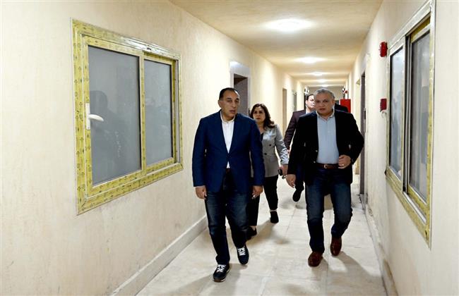 رئيس الوزراء يتفقد مشروع إسكان لمحدودى الدخل بالعجيزي نفذه صندوق التنمية الحضرية