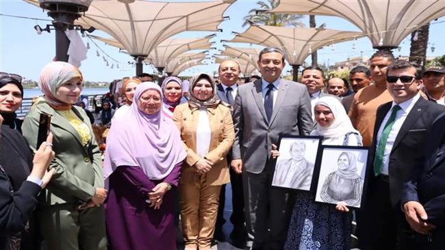 محافظ دمياط يفتتح معرض "أيادي مصر" للحرف اليدوية والتراثية بمشاركة 85 عارضاً