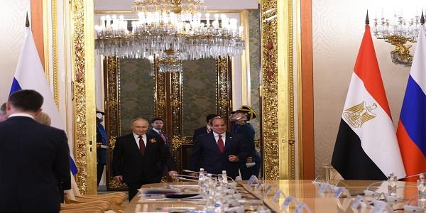 الرئيس السيسي يشيد بانعقاد لجان التنسيق والتشاور بين مصر وروسيا 