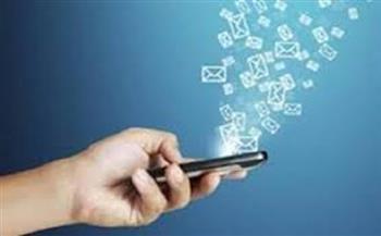 لماذا تفضل بعض النساء الرسائل الصوتية عن المكتوبة؟.. علم النفس يوضح